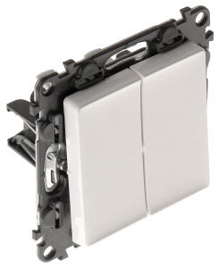 Łącznik świecznikowy podwójny Legrand 752105